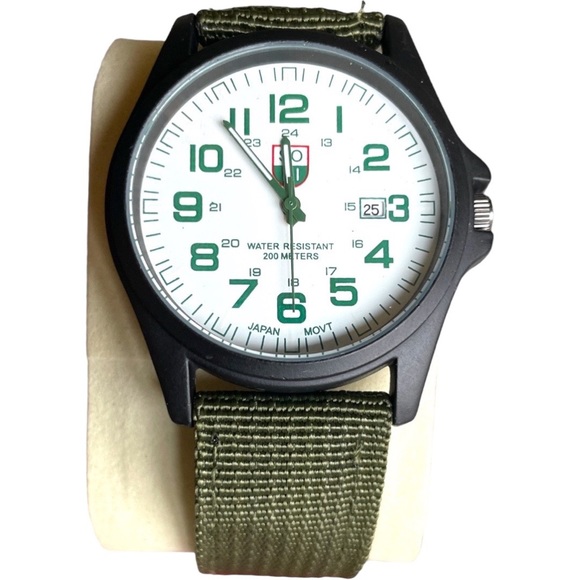 SOKI Other - SOKI men’s Analog Date watch, white/green canvas 200M water resistant NWT
